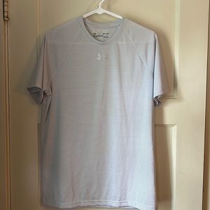 Men’s Under Armor t-shirt